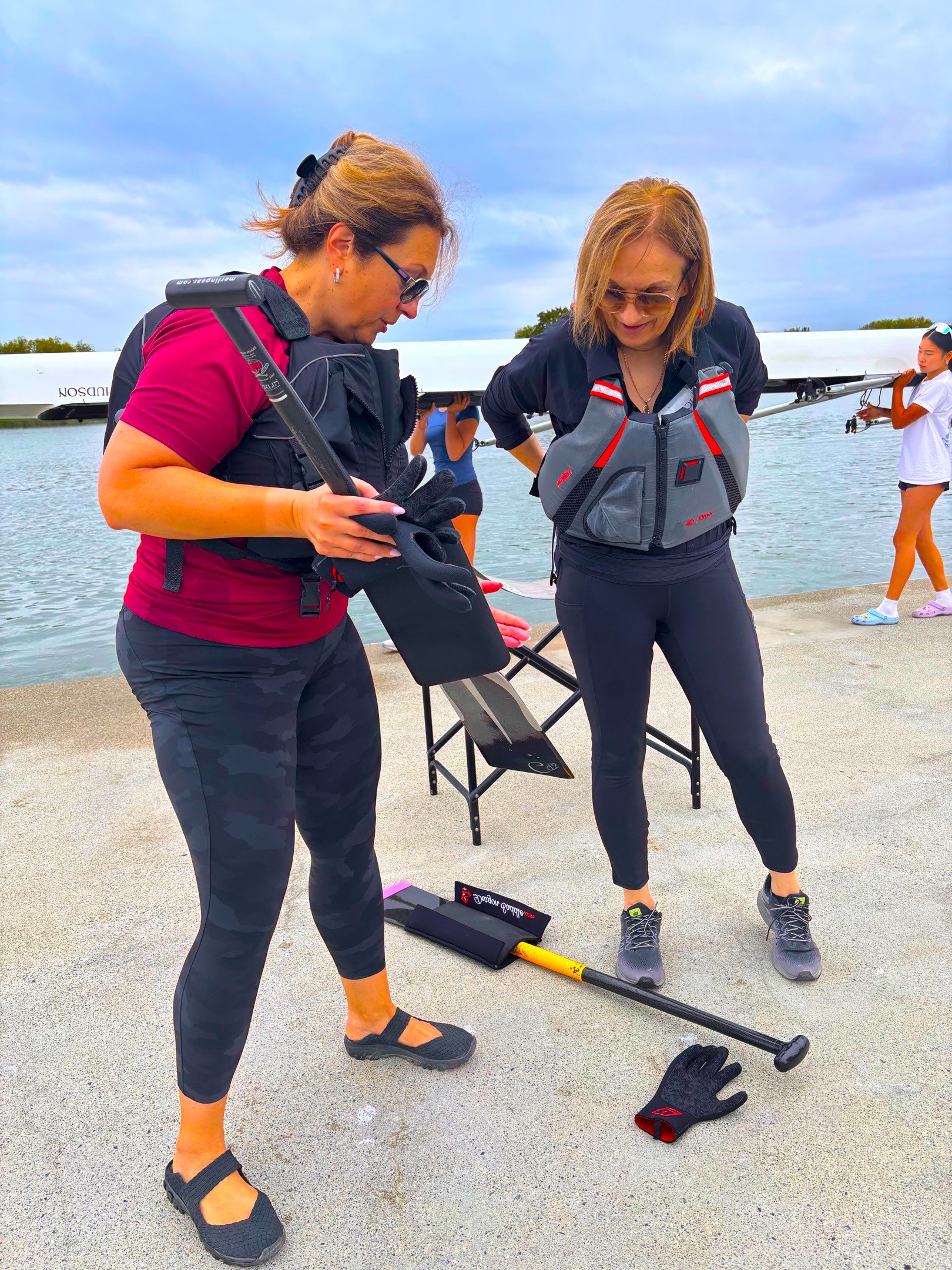 Always helping one another @fraserdragons